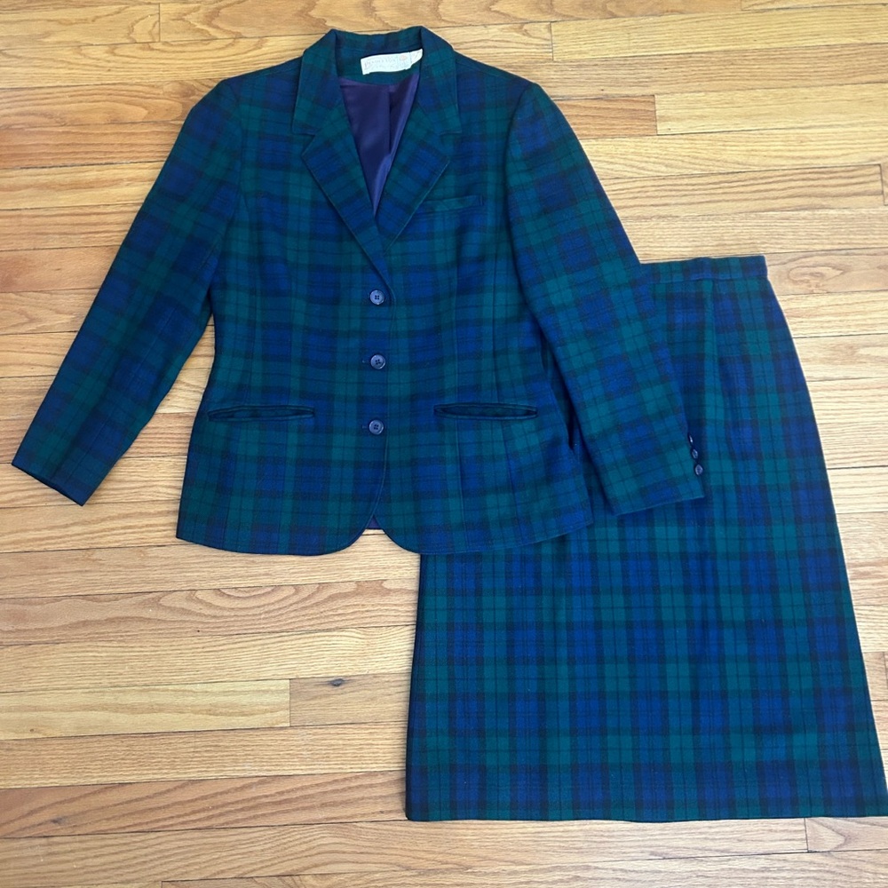 Vintage Pendleton 100% Wool Plaid Suit Jacket Skirt Set Women’s Size 6 (Est)